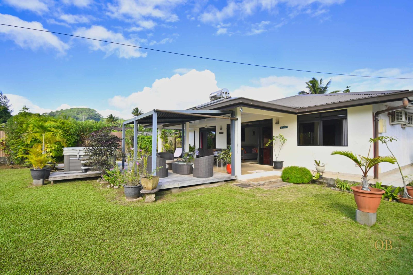 À VENDRE – Maison F4 en dur – Plateau des Ananas, Toahotu