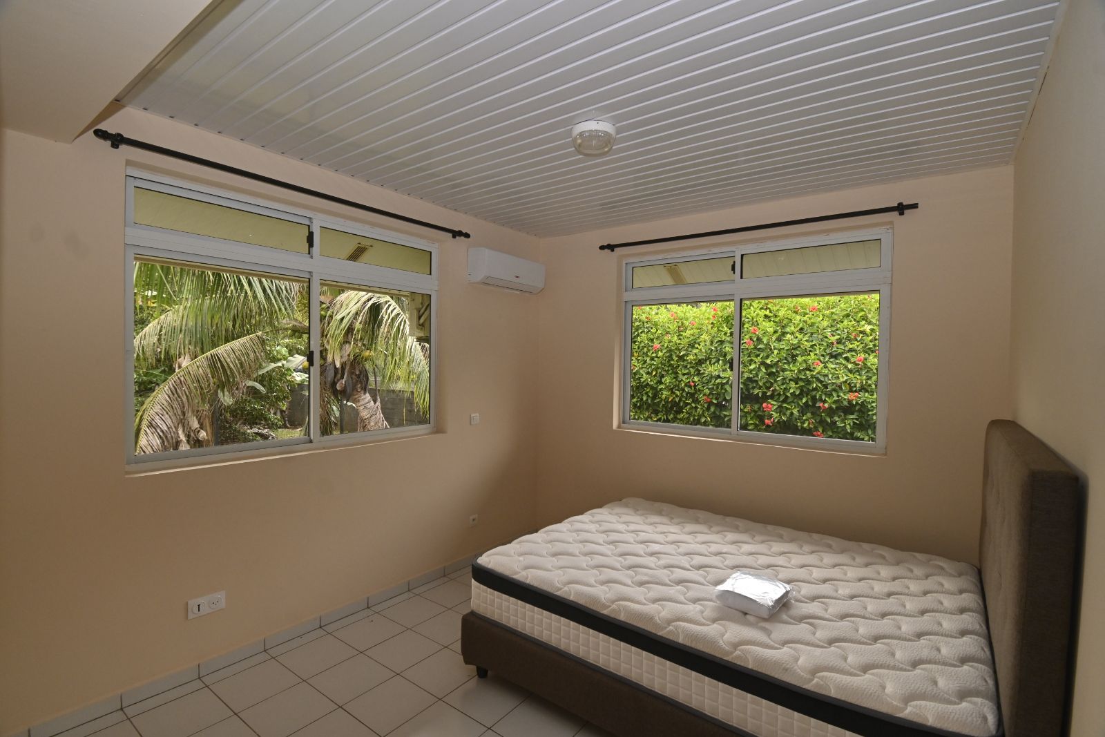 Grande maison F5 à Afaahiti – Limite Taravao