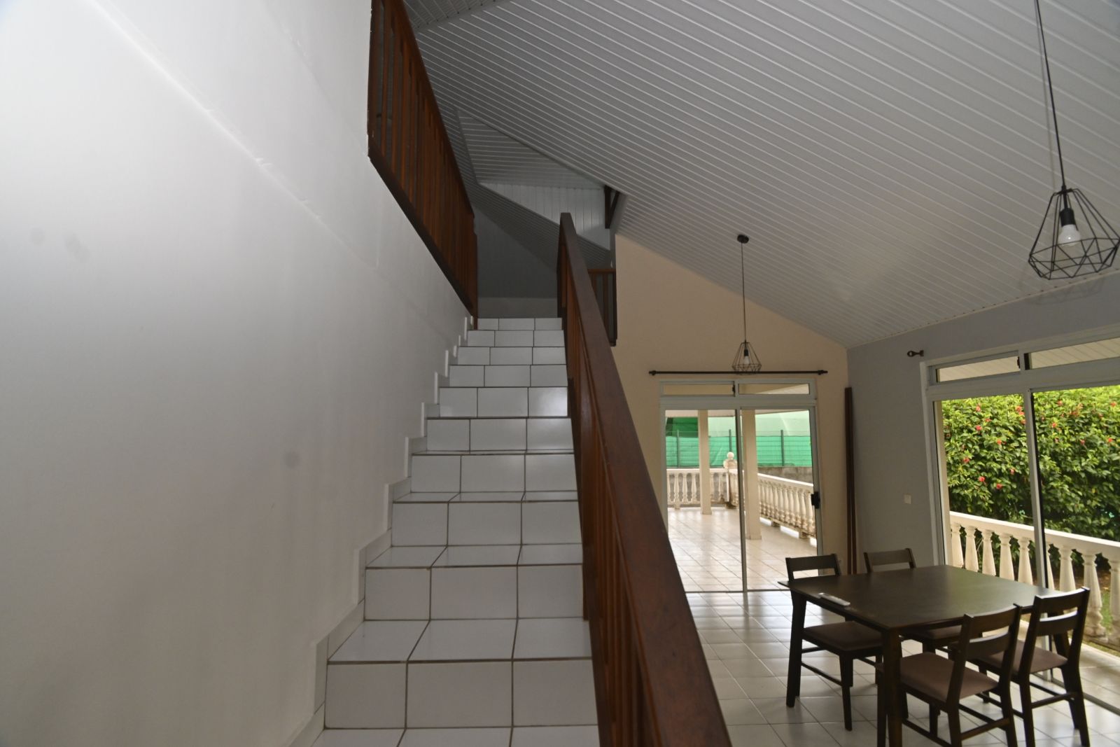 Grande maison F5 à Afaahiti – Limite Taravao