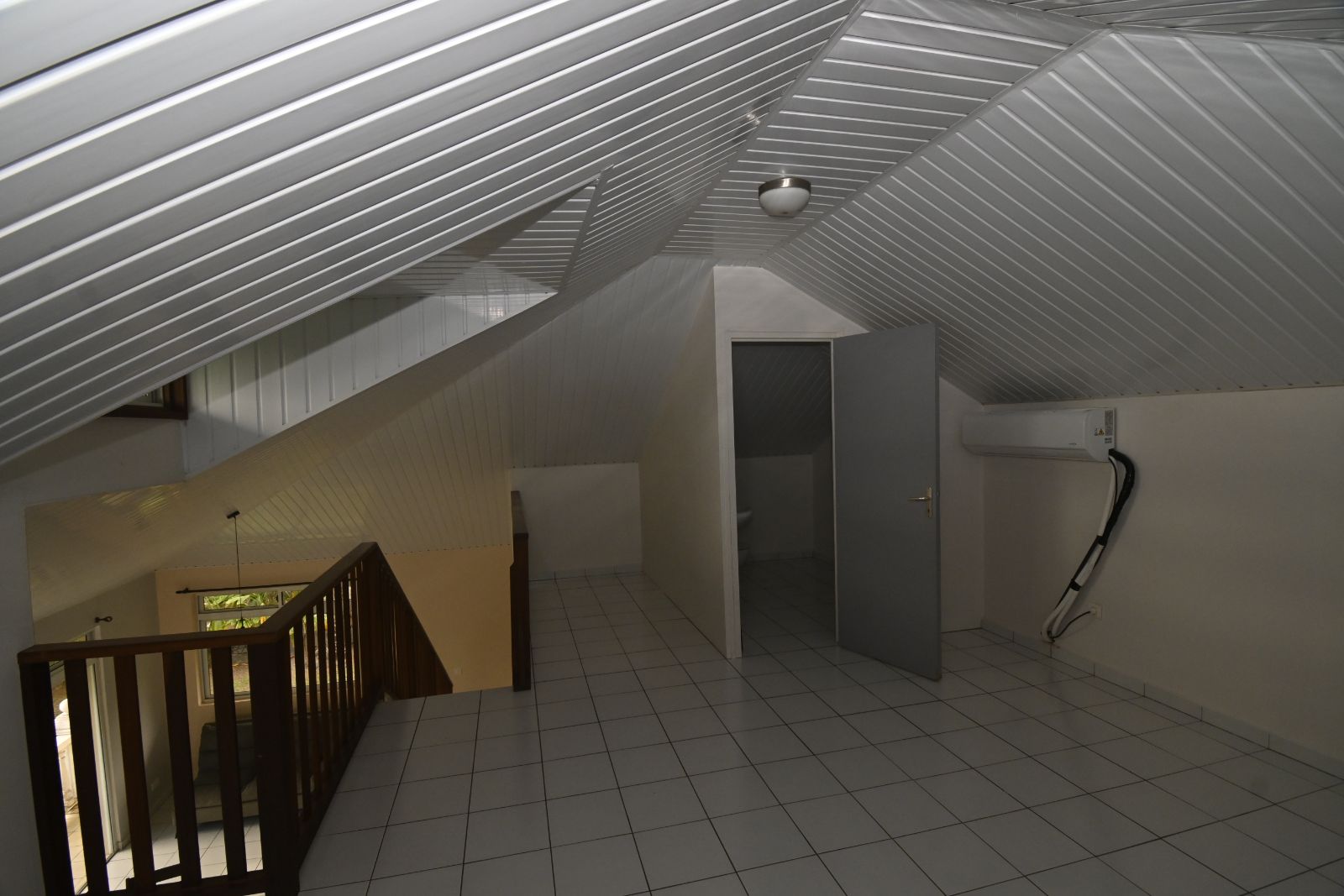 Grande maison F5 à Afaahiti – Limite Taravao