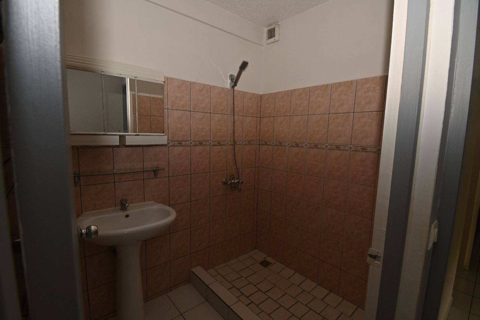 Grande maison F5 à Afaahiti – Limite Taravao