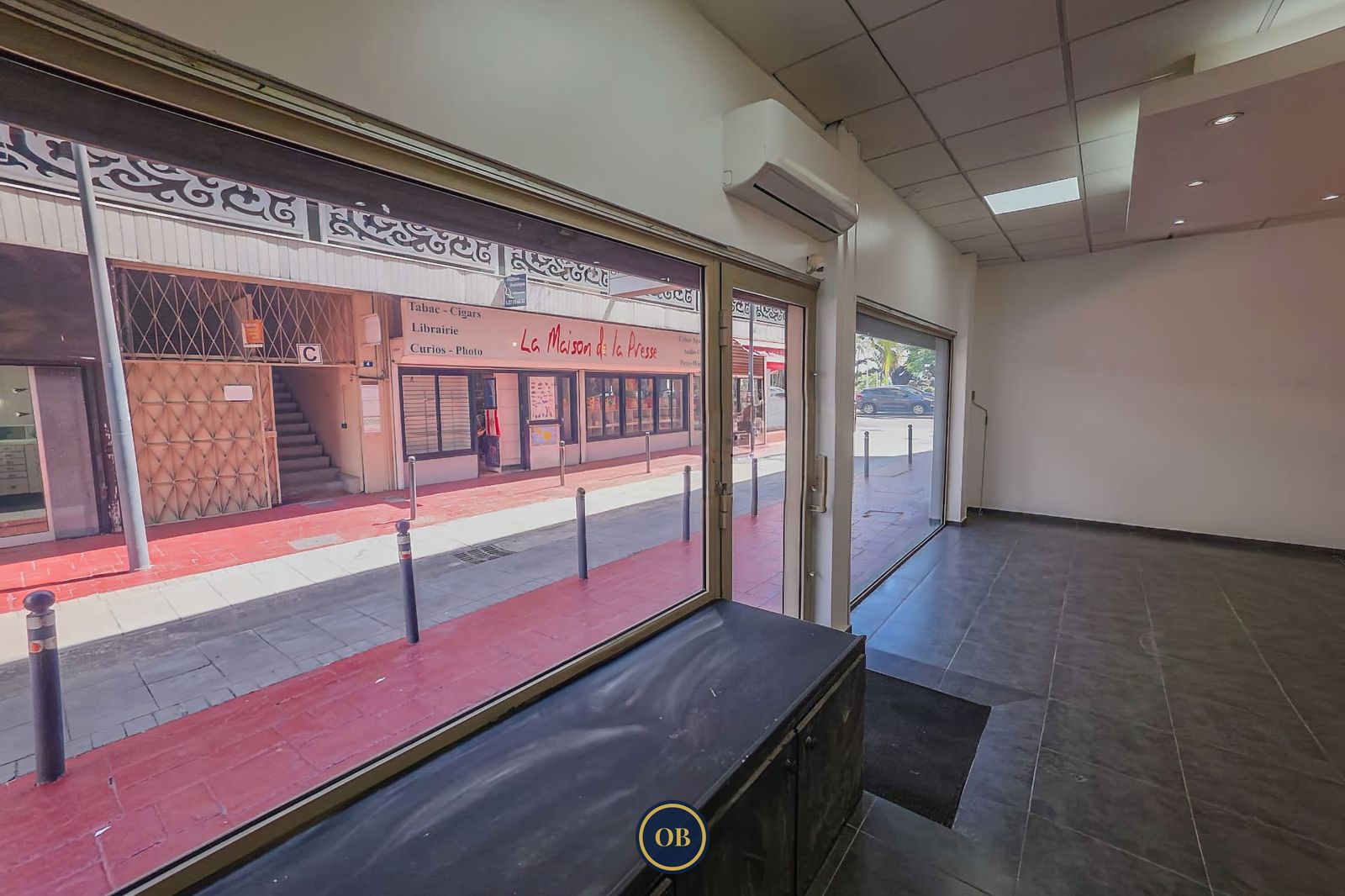 Local commercial 70 m² — Pas-de-porte à céder