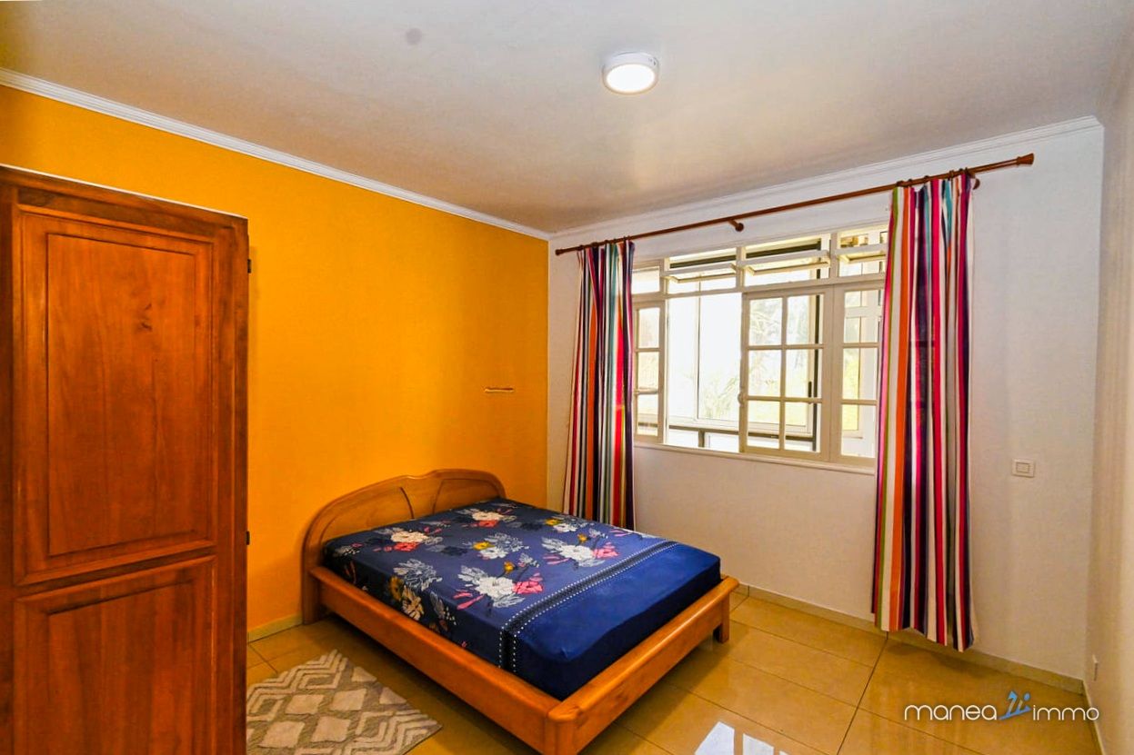Maison F4 Mitoyenne au Bord de Mer à Mahina