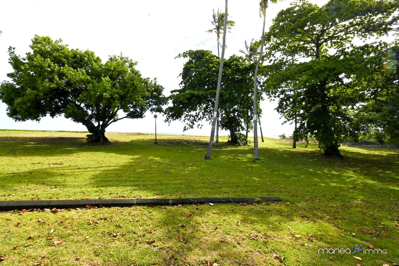 Maison F4 Mitoyenne au Bord de Mer à Mahina