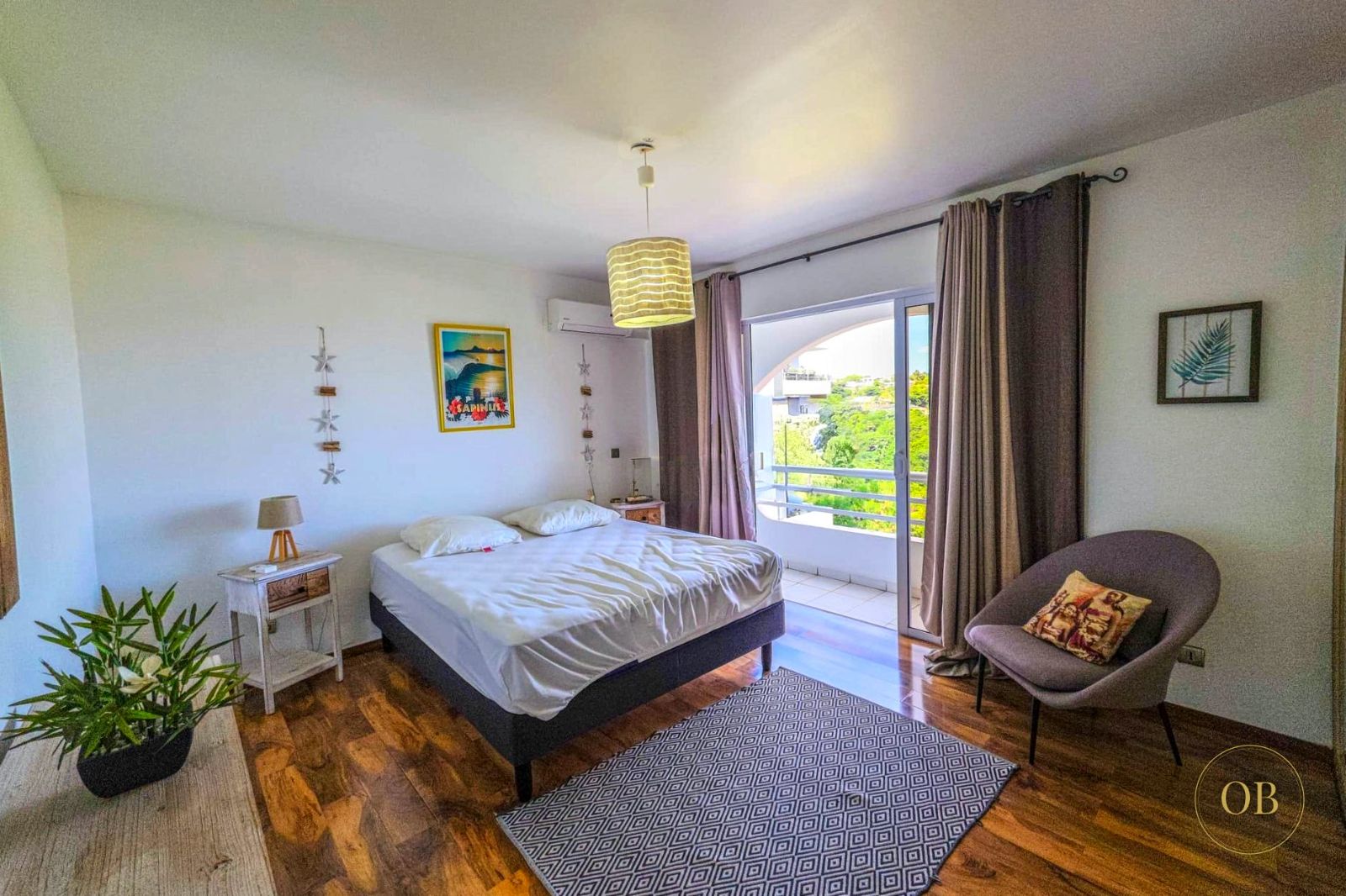 F2 meublé avec vue mer — Tipaerui, Papeete (PLUS DISPONIBLE)