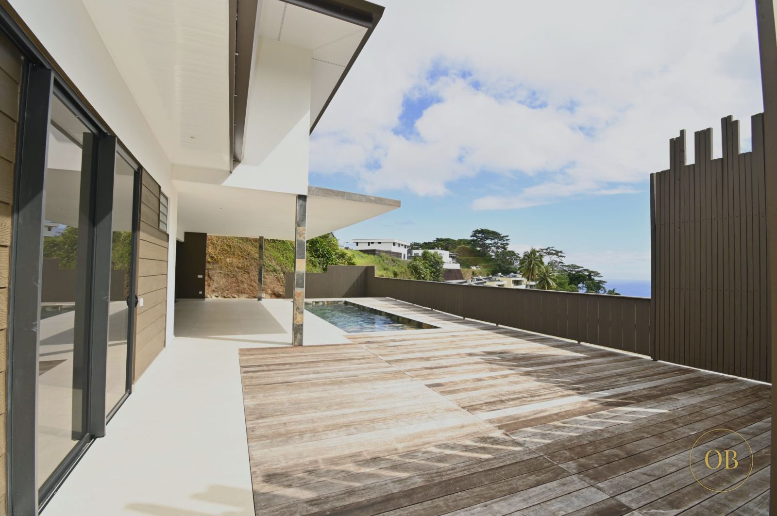Maison de standing neuve de type F5 à Pamatai Hills, Faa’a