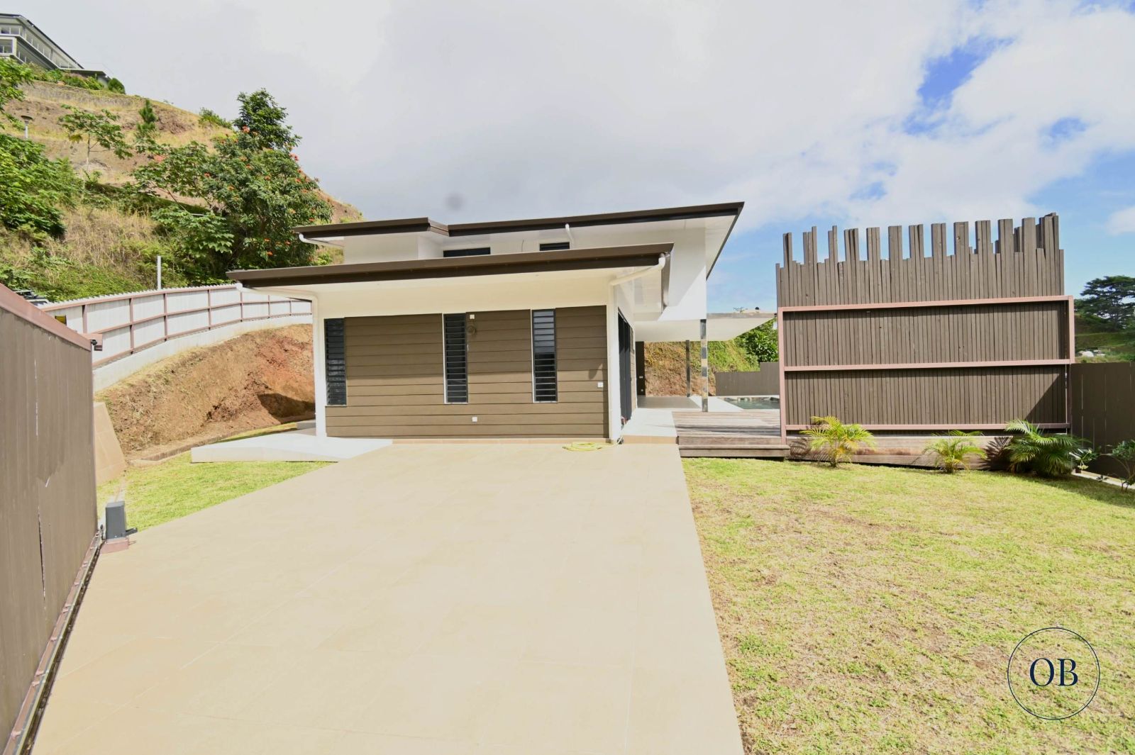 Maison de standing neuve de type F5 à Pamatai Hills, Faa’a